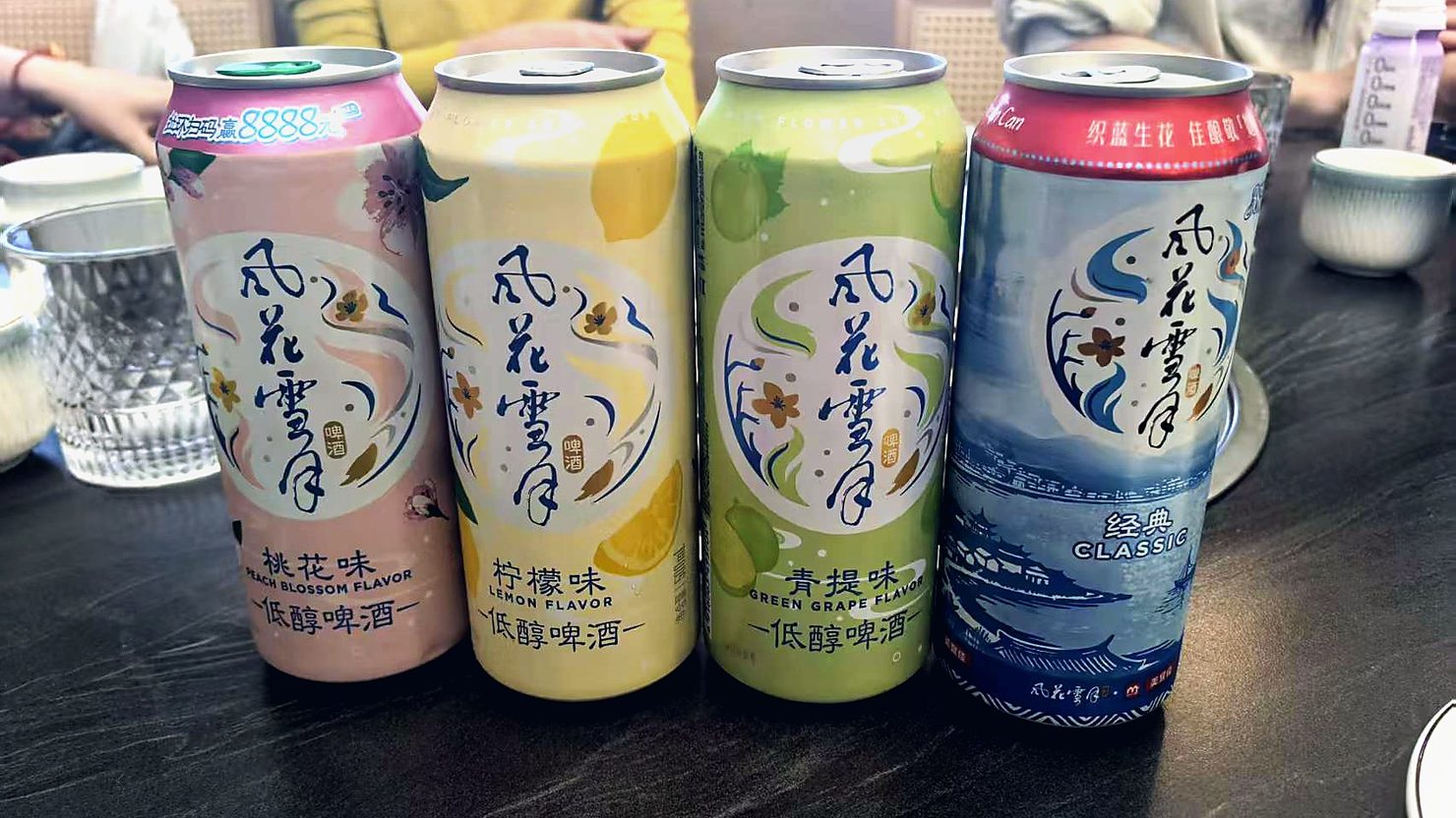 餐桌和灯随拍 7