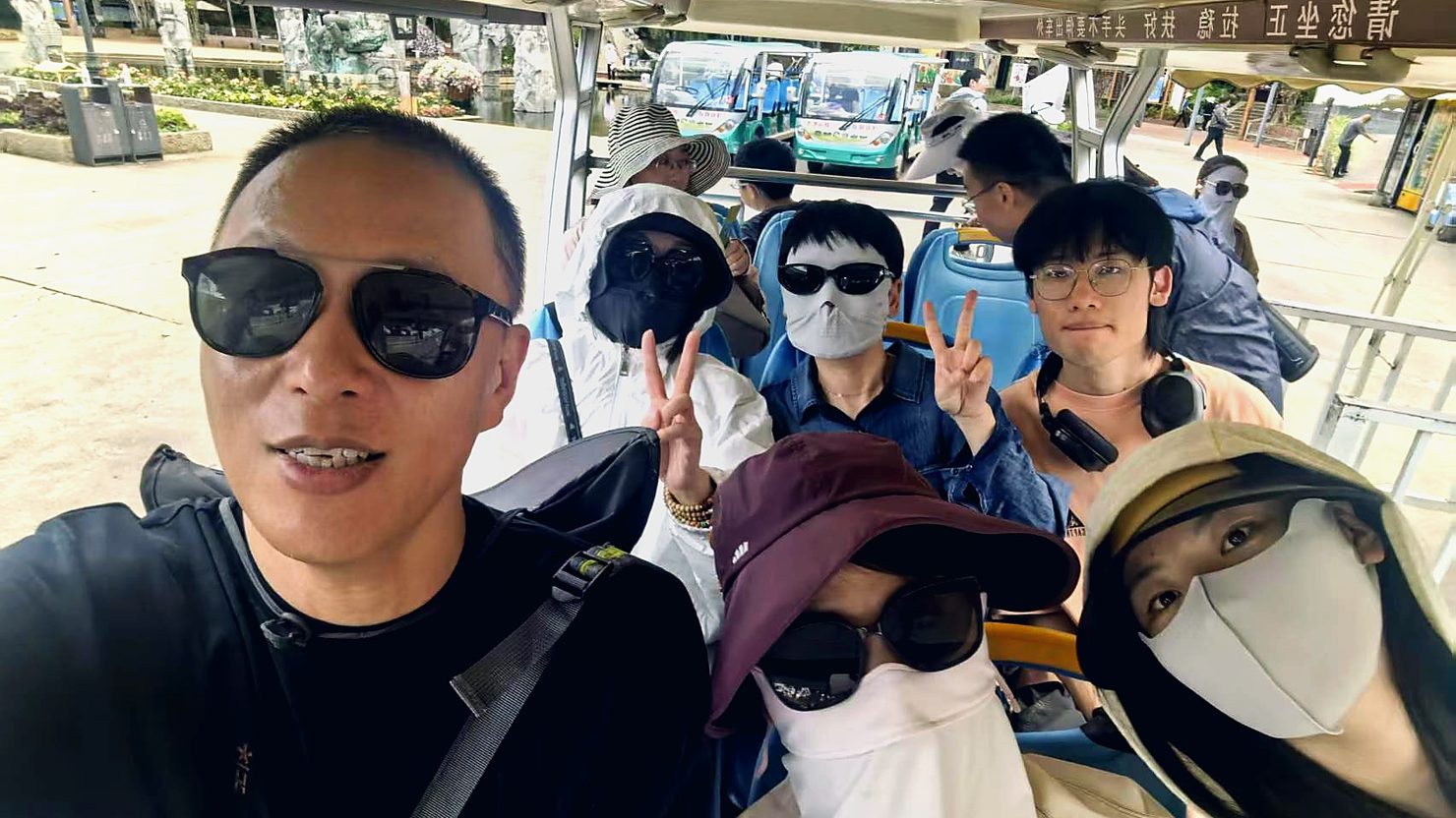 同行的人随拍 15